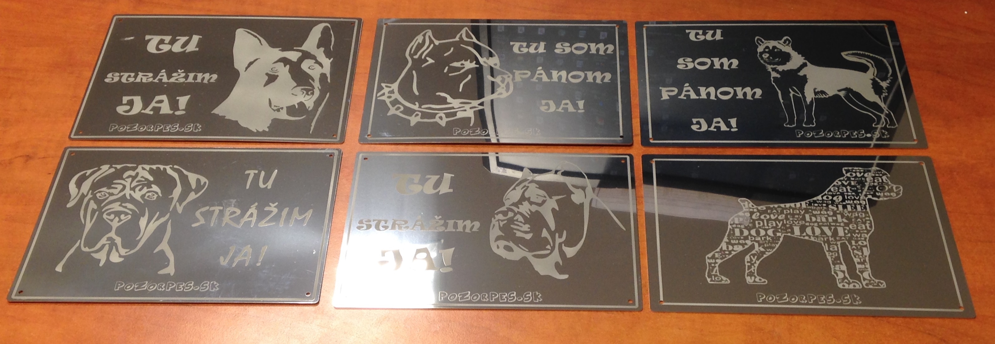 Pozorpes.sk,  výstražná tabuľka nerezová pieskovaná